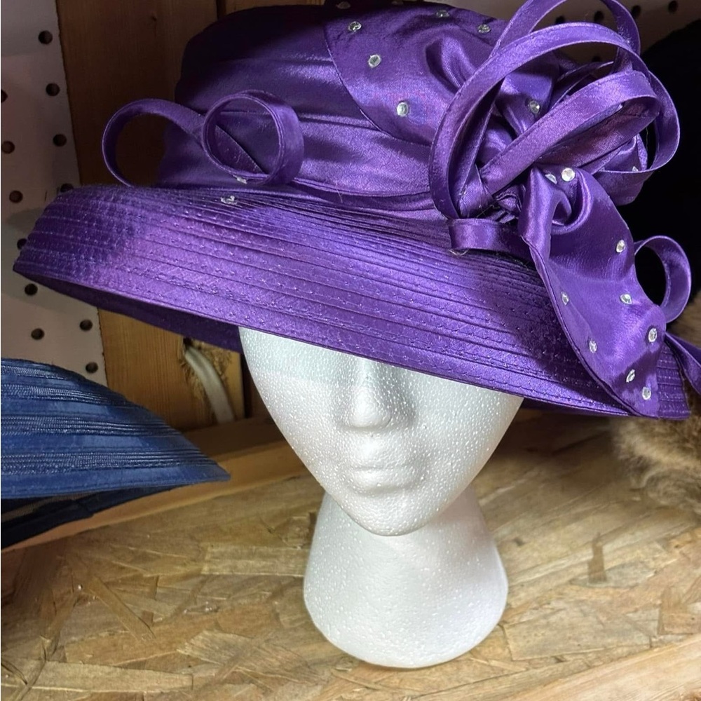 Purple Wide-Brimmed Formal Hat with Decorative Ruffles
